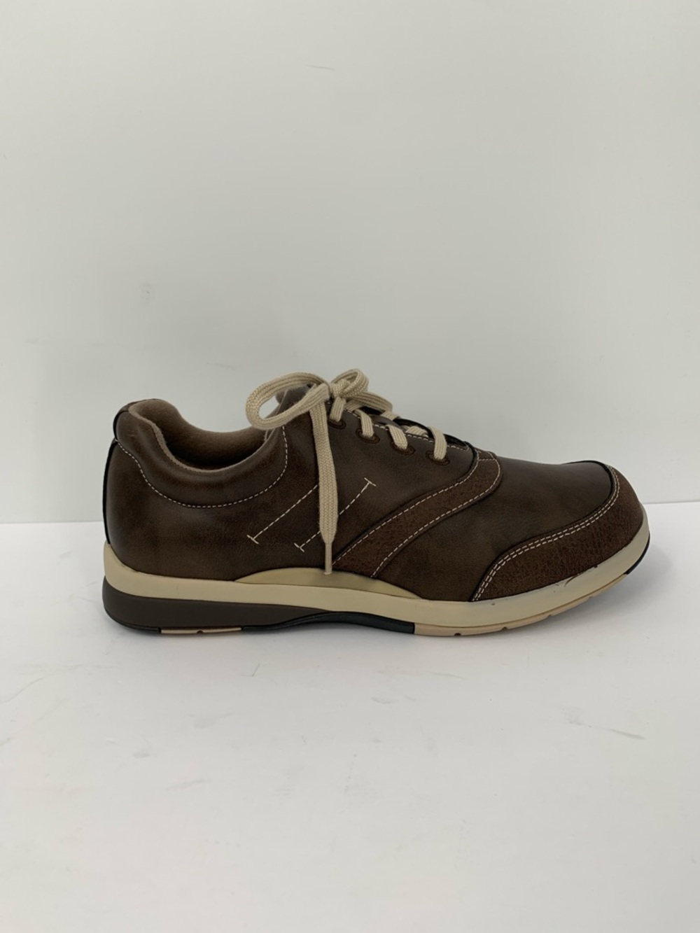 DREW Columbia oxford sneaker shoe lace-up brown faux leather comfort women 9